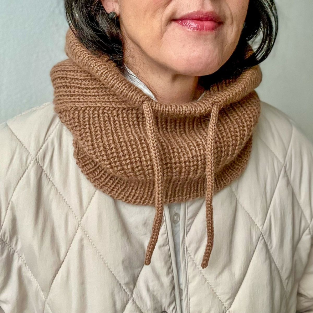 Strickanleitung - Kapuzenschal RUBY